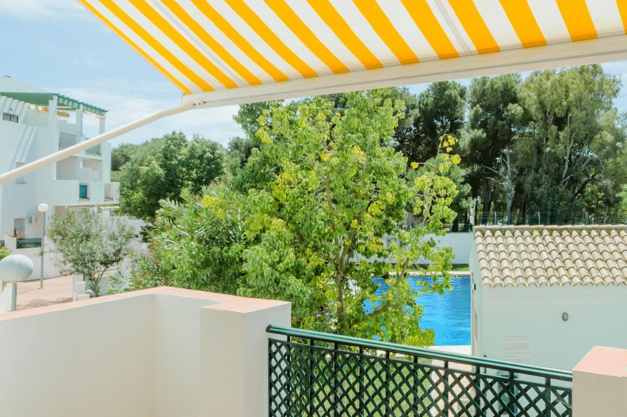 Apartamentos Rotonda Conil De La Frontera Bagian luar foto