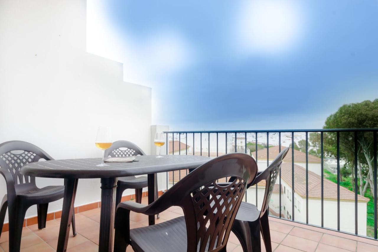 Apartamentos Rotonda Conil De La Frontera Bagian luar foto