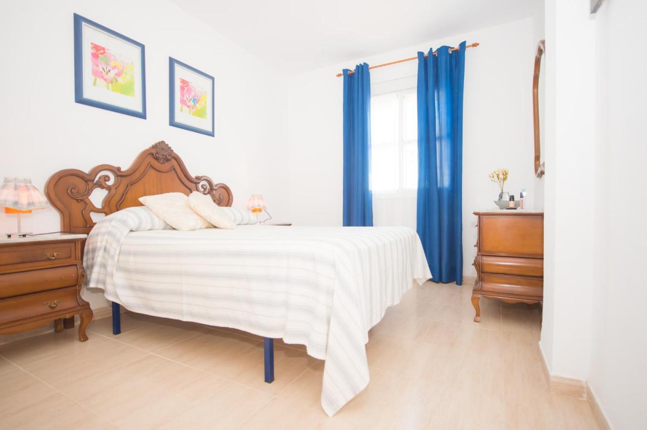 Apartamentos Rotonda Conil De La Frontera Bagian luar foto