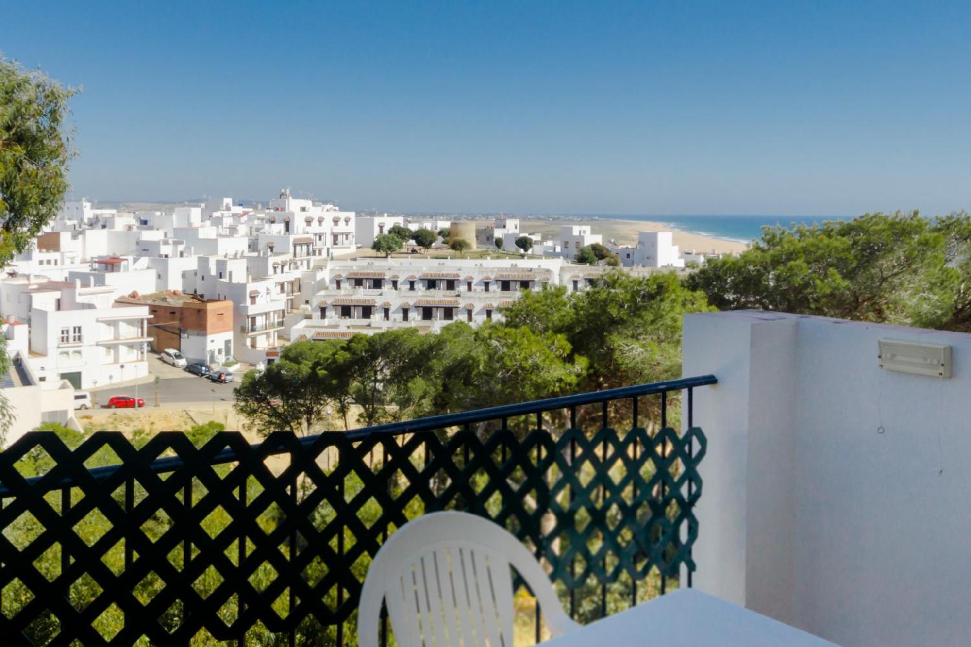 Apartamentos Rotonda Conil De La Frontera Ruang foto