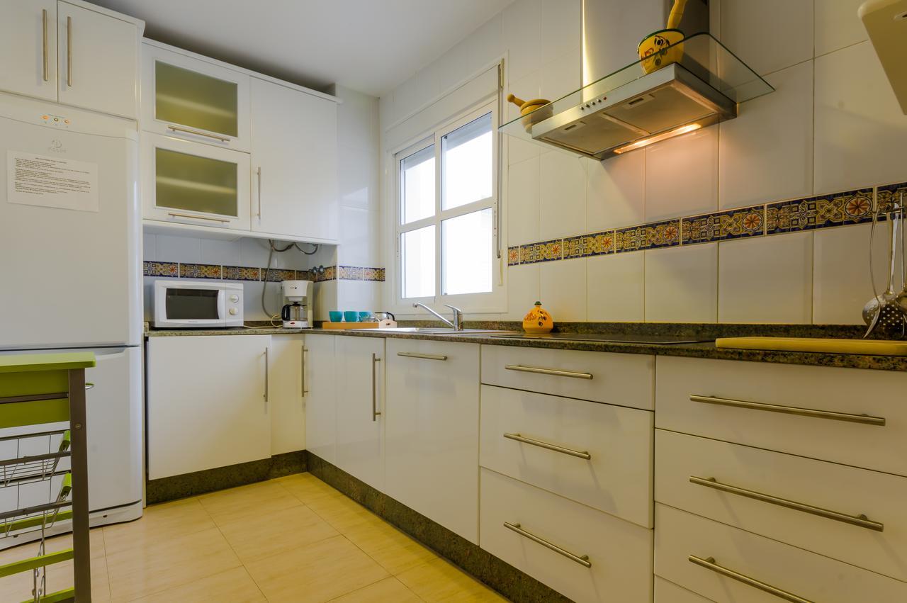 Apartamentos Rotonda Conil De La Frontera Bagian luar foto