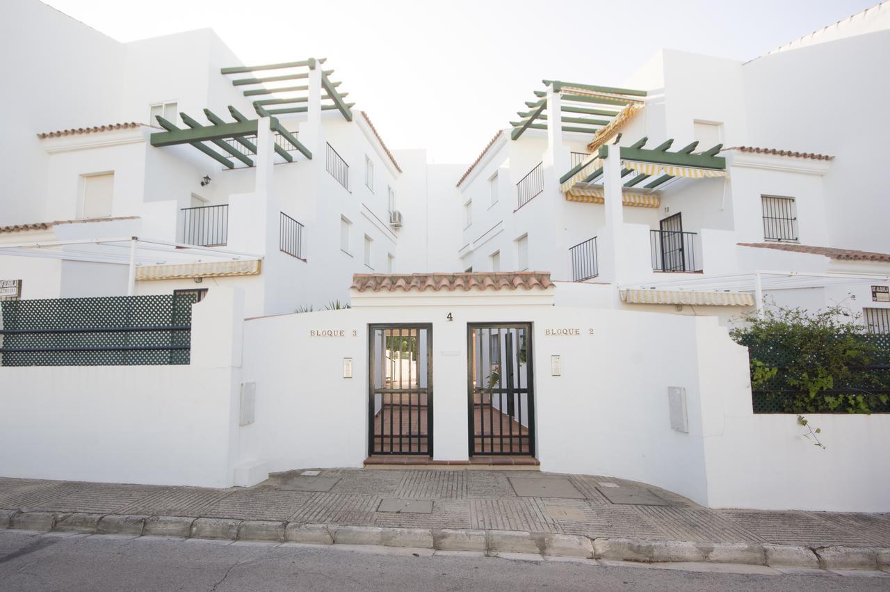 Apartamentos Rotonda Conil De La Frontera Bagian luar foto